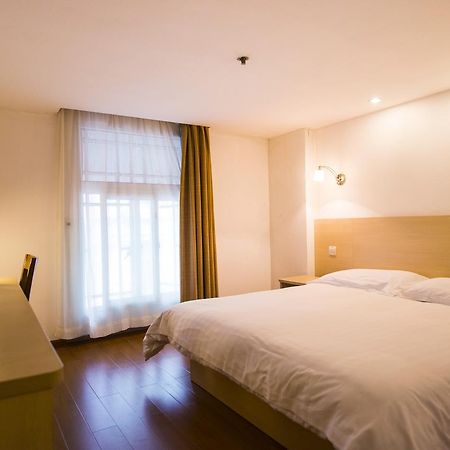 Motel Shenzhen Longgang Longcheng Square Metro Station エクステリア 写真
