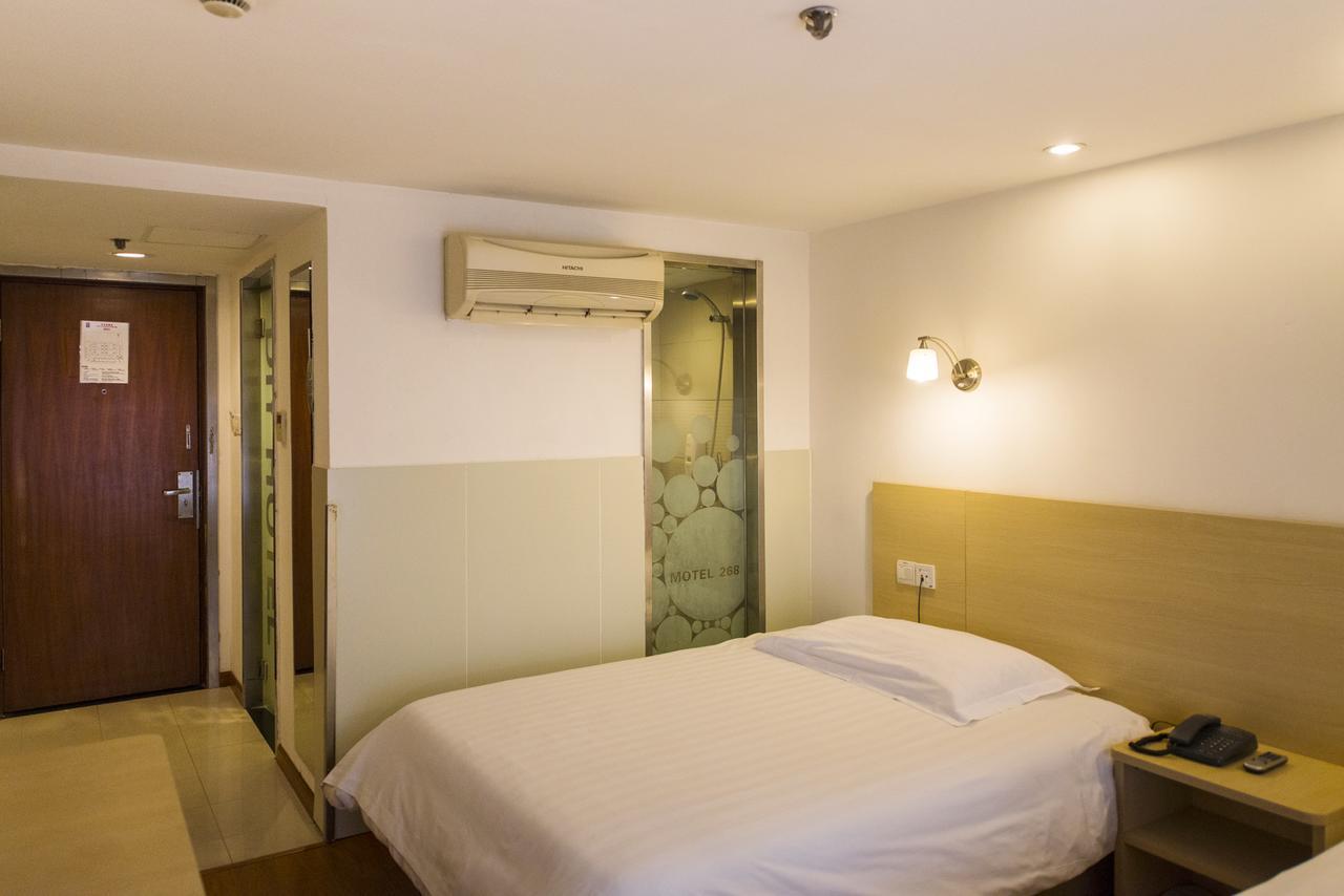 Motel Shenzhen Longgang Longcheng Square Metro Station エクステリア 写真
