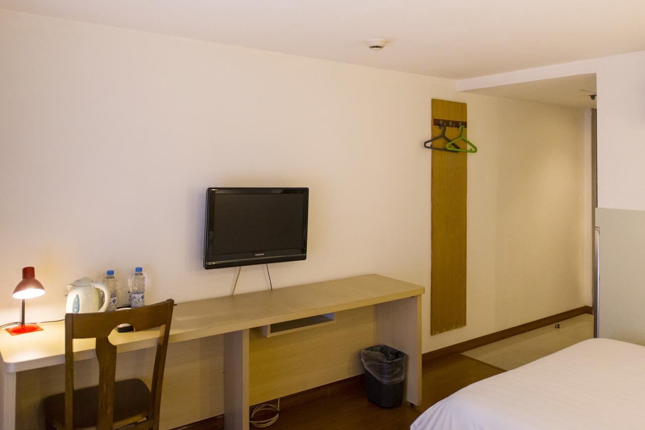 Motel Shenzhen Longgang Longcheng Square Metro Station エクステリア 写真