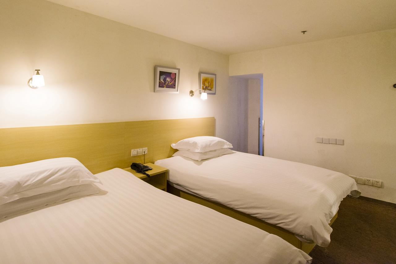 Motel Shenzhen Longgang Longcheng Square Metro Station エクステリア 写真